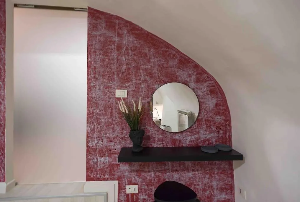 The Little House 6 - In The Heart Of Naples Apartment