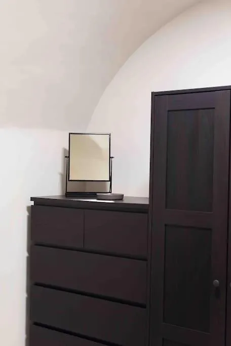 The Little House 6 - In The Heart Of Naples Apartment Italy