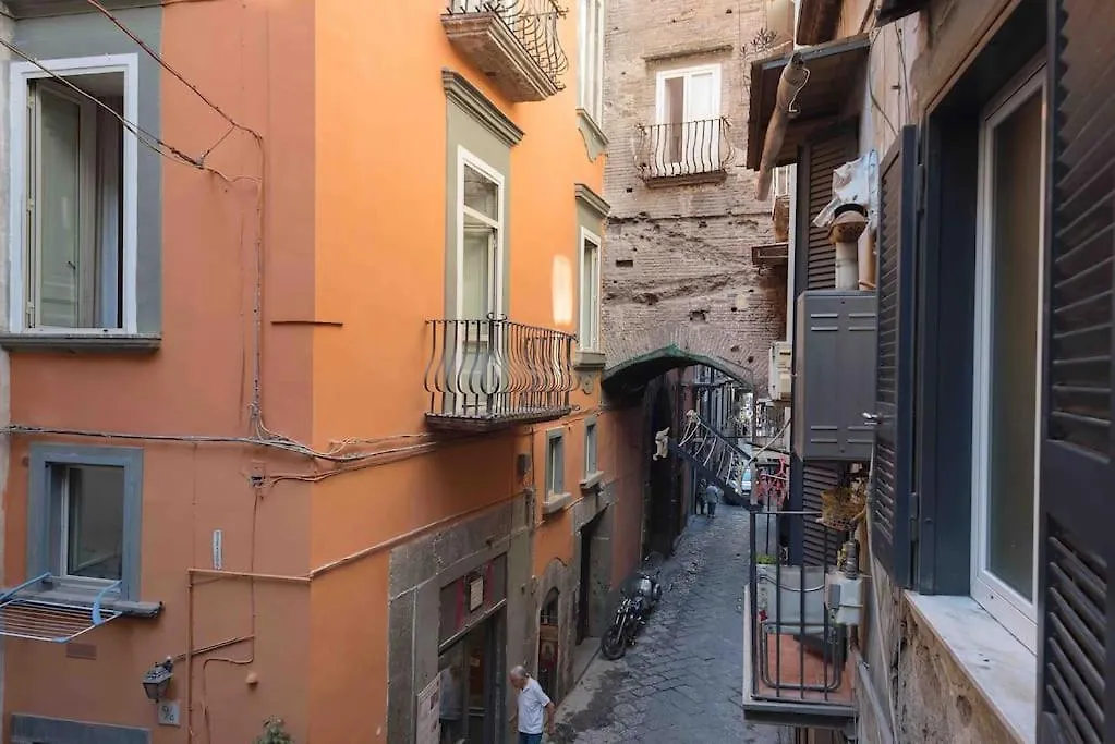 The Little House 6 - In The Heart Of Naples Apartment